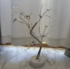 LEDライト付きシルバー　ツリー　ウェルカムスペース