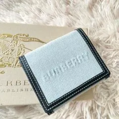 超極美品✨ バーバリー ルナ 折り財布 エンボス ロゴ キャンバス ビビットのサムネイル
