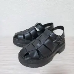 アシックス アキュアーズ グルカサンダル 厚底 24cm 黒のサムネイル