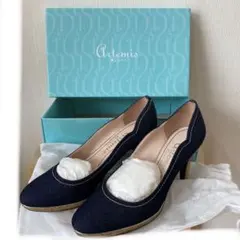 D.IANA 美品　ネイビーカラー　デニムパンプス