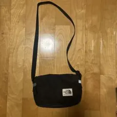 THE NORTH FACE ブラックショルダーバッグ