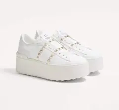 【新品同様】 VALENTINO 厚底スニーカー 36サイズのサムネイル
