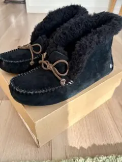 UGG アレーナ ALENA モカシン24cm 新品 早い者勝ち！！ UGG Australia（アグオーストラリア） UGG アグ Alena- アレーナ