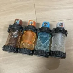 仮面ライダービルド　フルボトル4本セット