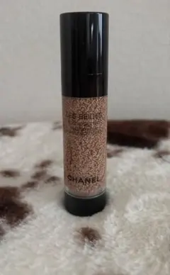 CHANEL レ ベージュ トゥシュ ドゥ タン B10のサムネイル