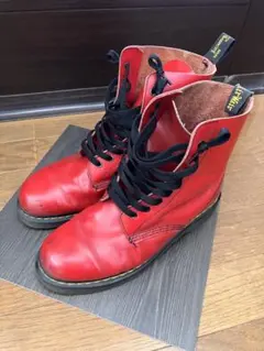 ヴィンテージ　Dr. Martens 赤 8ホールメイドインイングランド