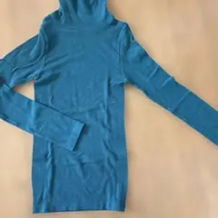 UNIQLO EXTRA WARM HEATTECH リブニットタートルネック