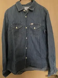デニムシャツ