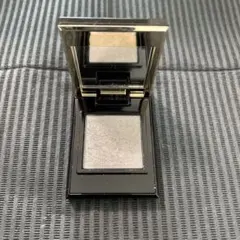 SUQQU モノ ルック アイズ L-02 焙煎華のサムネイル