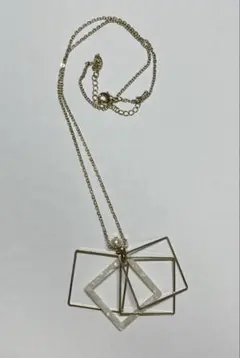 ネックレス　ペンダント