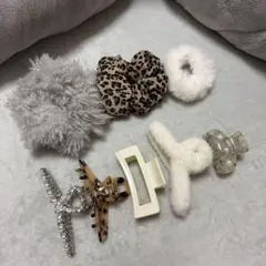 ヘアアクセサリー8点セットまとめ売り　ヘアクリップとシュシュ