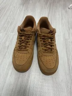 Nike Air Force 1 ブラウン スニーカー