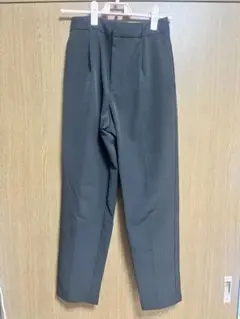 ストレートパンツ