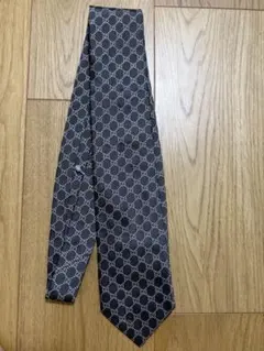 GUCCI ネクタイ GG柄 ダークグレー