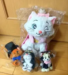 ディズニー ハッピーくじ マリーBIGぬいぐるみ➕ぬいぐるみチャーム3点