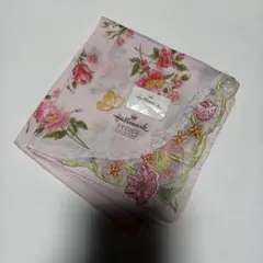 【未使用品しますHallmark ハンカチ 花柄 刺繍