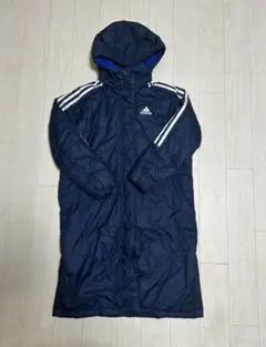 adidas ネイビー ダウンコート