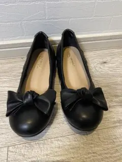 リボン付き黒フラットシューズ L