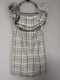 チェック柄フリルドレス