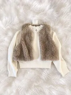 新品未使用！chico♡ビジュ付きニット＆リボンブローチ付き ※ベストなし！