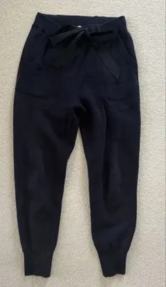 Item thumbnail for item e3e476ea-96e7-4f1b-9b07-00b4a25dcced