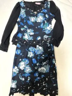 SOBRE ソブレ ビジュー 黒と青の花柄 ナイト キャバ ドレス スーツ
