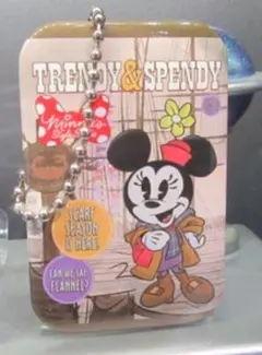 [ミニーのスタジオカンバッチチャーム♥️ディズニーランド★ガチャガチャ]1このみ