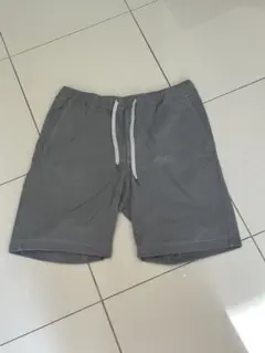 UNITED ARROWS グレー ショートパンツ