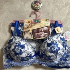 Sanei ノンワイヤー　ブラジャーショーツセット L