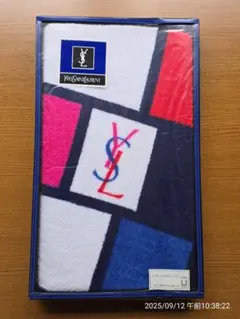 Yves Saint Laurent スポーツタオル