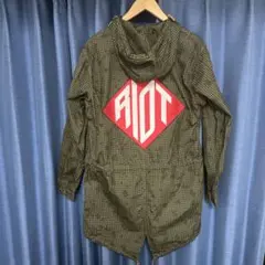 Supreme Fishtail Jacket 2013SS 中古 Supreme Comme des Garcons SHIRT CDG Black Fishtail Parka