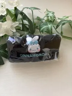 サンリオ　ソックス風 ペットボトルカバー シナモロール　ガチャガチャ