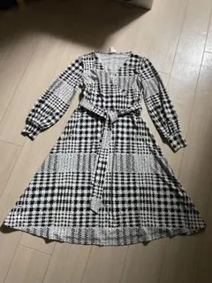 千鳥格子柄 Vネック 長袖ワンピース