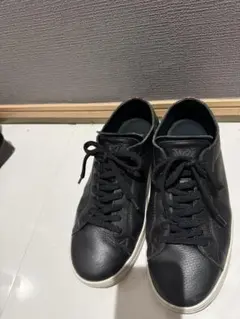 LV レザー スニーカー 黒