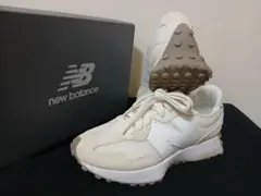新品25cmニューバランス newbalanceレディーススニーカーU327