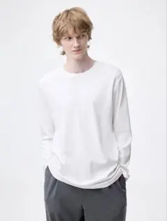 GU ソフトコットンクルーネックT（長袖）