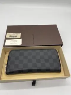 Louis Vuitton ダミエ・グラフィット 長財布　N63095