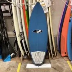 シャープアイキッズボード137-4’6 13L ダークブルー色クールのサムネイル