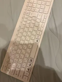 ホワイト ワイヤレスキーボード 日本語配列