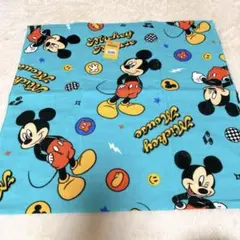 新品　ミッキーマウス バスタオル 総柄 ブルー　ディズニー