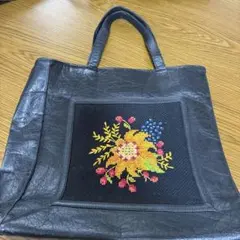 ハンドメイド　フランス花柄刺繍トートバッグ