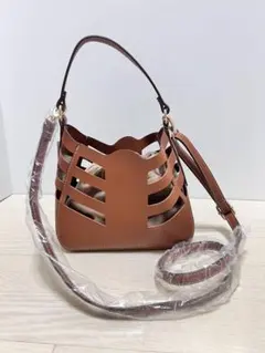 ショルダーバッグ　ハンドバッグ　インナーバック付　ブラウン　透かし