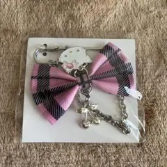 サンリオ　シークレットブローチ　チャーミーキティ