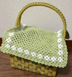 コットン　手編み　グラニースクエアのマルチカバー