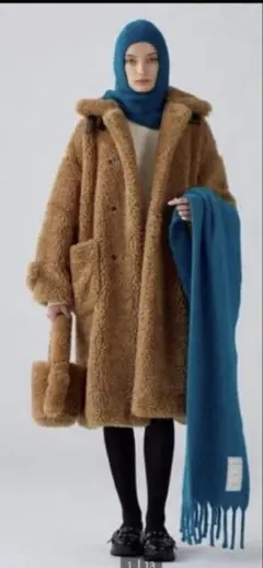 新品未使用　rokh×GU 大人気完売　ファーコート　M