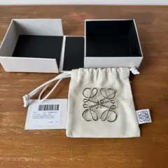 2026年最新】LOEWE 付属品：箱 ブローチ・コサージュの人気アイテム