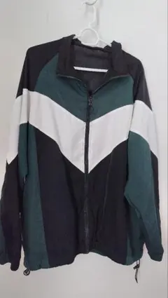 ナイロンジャケット 　ウィンドブレーカー　ブルゾン ジャンバー ゆったりめ　M