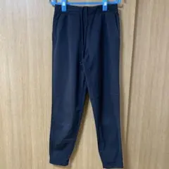 ユニクロ　アクティブジョガーパンツ　レディース黒　Sサイズ　丈標準65～67cm