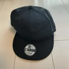 New Era 9FIFTY ブラック スナップバックキャップ