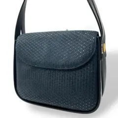 Item thumbnail for item 115f368e-7bab-423c-936b-396a5dfaad52